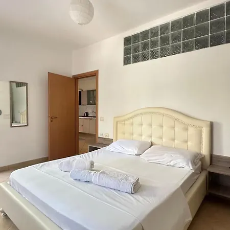 Lungomare 24/7 Self Check-in Vlorë