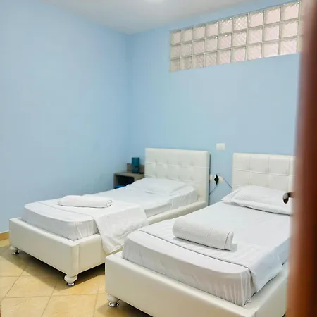 Lungomare 24/7 Self Check-in Vlorë