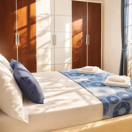 Lungomare 24/7 Self Check-in *